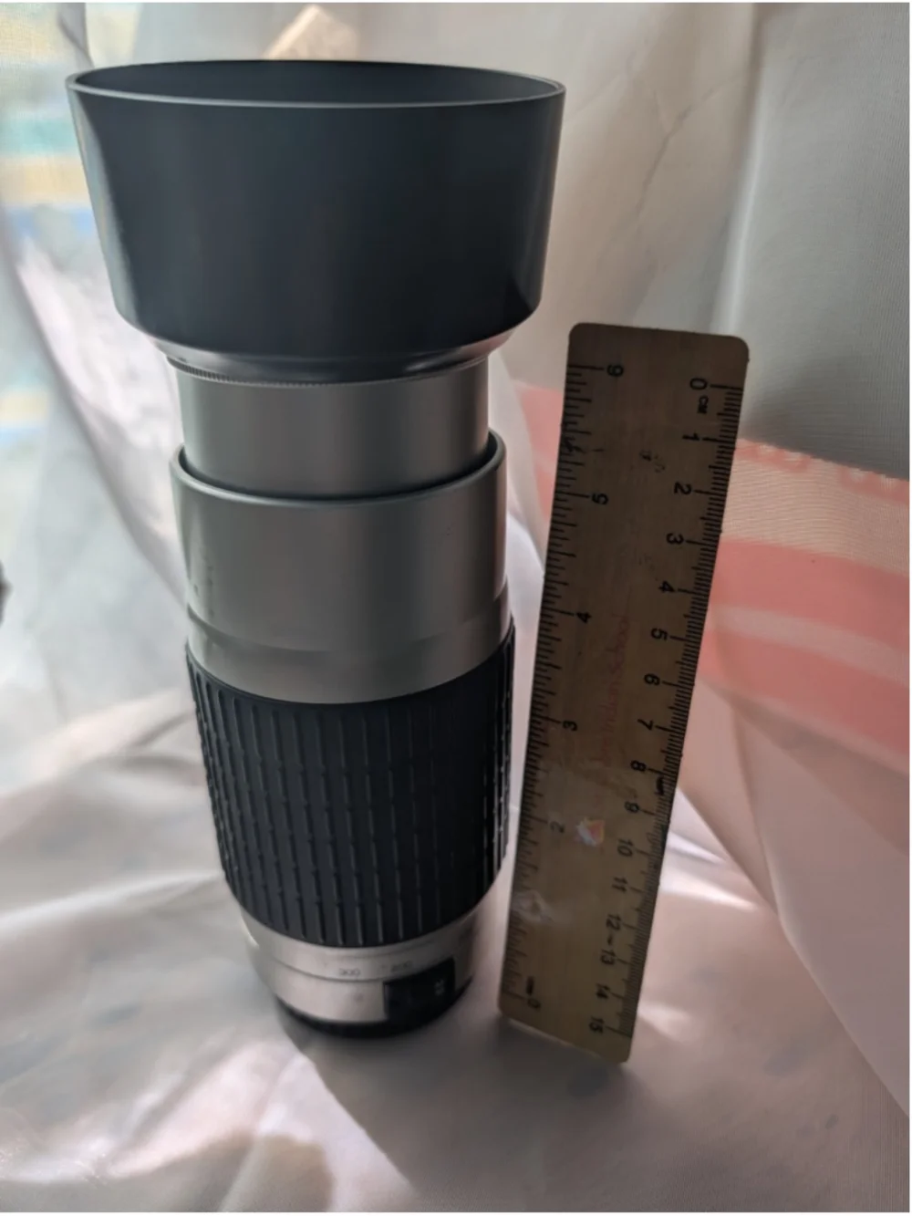 Vivitar 100-300mm MC Auto Focus Zoom Lens 55mm Japan w/ Hood & EF Marked Cap